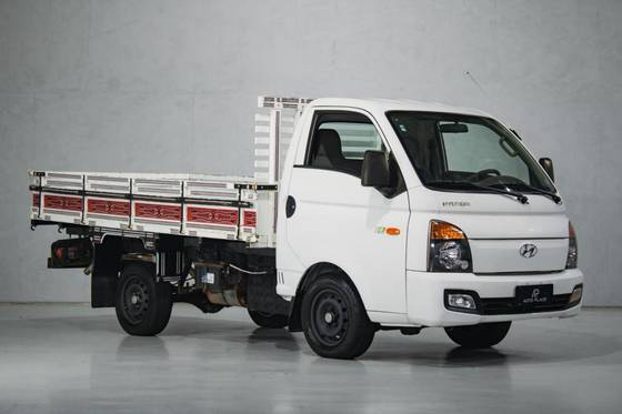 HYUNDAI HR 2.5 LONGO SEM CAÇAMBA 4X2 16V 130CV TURBO INTERCOOLER DIESEL 2P MANUAL